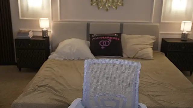 Selena Glow online show from 2, 12, 2025