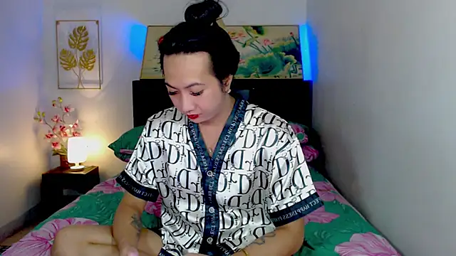 LovelyQueen69 online show from 23, 7, 2026