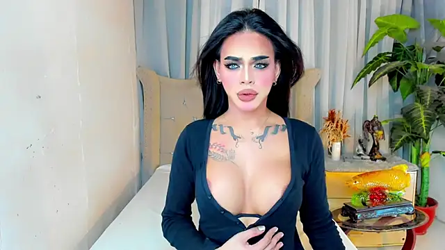 MochaliciousTransOnTop online show from 5, 3, 2026