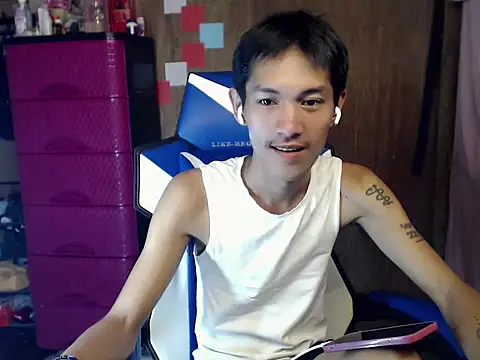 Snapshot of riks_tyler chatting on 18, 7, 2026 riks tyler online show from 18, 7, 2026