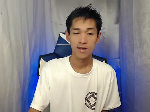 Snapshot of riks_tyler chatting on 29, 5, 2026 riks tyler online show from 29, 5, 2026