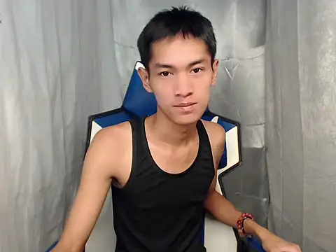 Snapshot of riks_tyler chatting on 5, 5, 2026 riks tyler online show from 5, 5, 2026