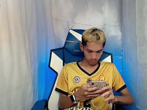 riks tyler online show from 19, 12, 2025