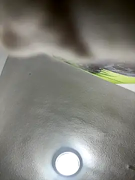 Snapshot of aavrdvh33 chatting on 6, 11, 2025 aavrdvh33 online show from 6, 11, 2025