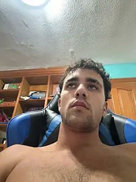 Snapshot of aavrdvh33 chatting on 23, 10, 2025 aavrdvh33 online show from 23, 10, 2025