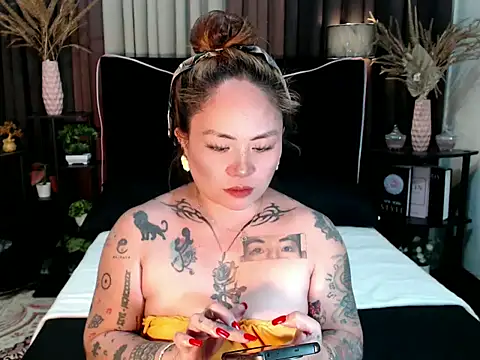 EstellaStarXxx online show from 6, 4, 2026