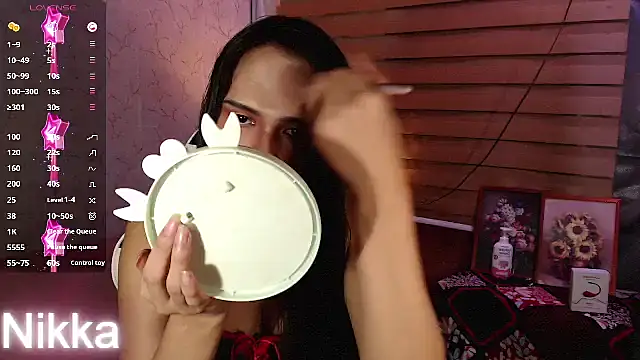 Snapshot of TssluttyNikka chatting on 6, 11, 2025 TssluttyNikka online show from 6, 11, 2025