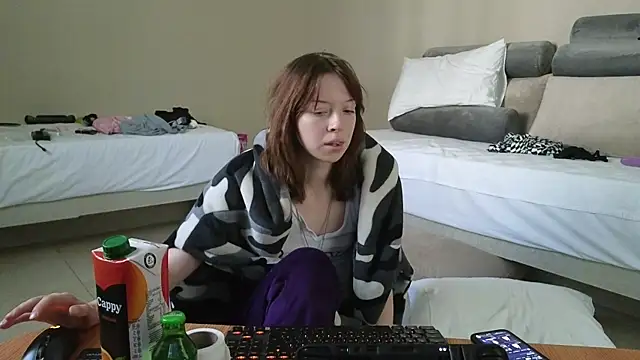 graylovescookies online show from 1, 10, 2025