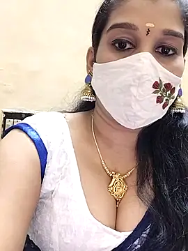 Snapshot of amelia-rani chatting on 5, 5, 2026 amelia-rani online show from 5, 5, 2026
