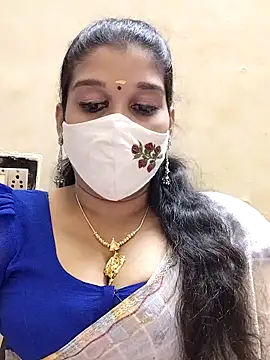 Snapshot of amelia-rani chatting on 13, 5, 2026 amelia-rani online show from 13, 5, 2026