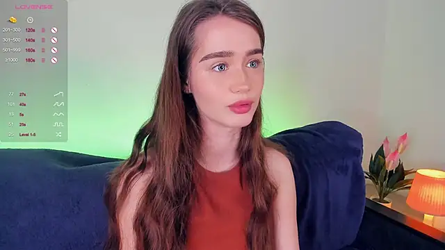 lovelyalivia online show from 14, 10, 2025