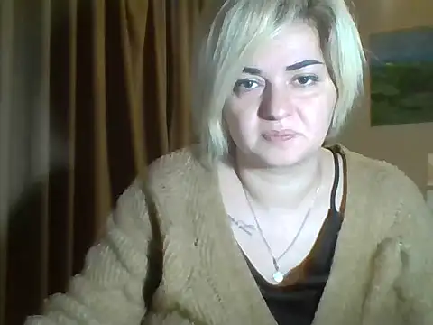 Snapshot of Wymini chatting on 20, 10, 2025 Wymini online show from 20, 10, 2025