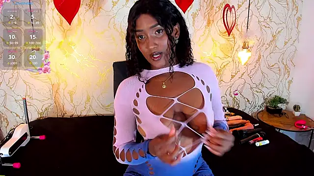 NAOMY COOPER online show from 12, 6, 2026