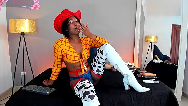 NAOMY COOPER online show from 11, 7, 2026