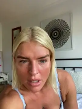Snapshot of JessieMaeBabe chatting on 5, 4, 2026 JessieMaeBabe online show from 5, 4, 2026
