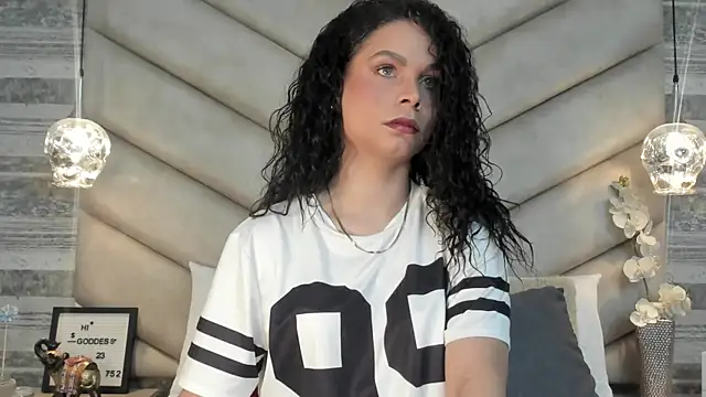 Snapshot of AgathaMendoza chatting on 1, 10, 2025 AgathaMendoza online show from 1, 10, 2025