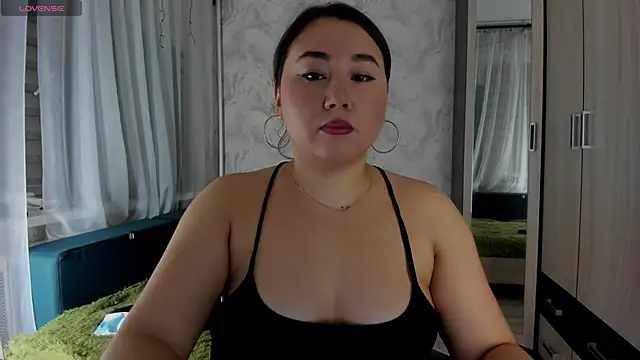 emilia mur online show from 22, 6, 2026