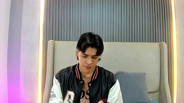 BenitoSaenz online show from 9, 2, 2026