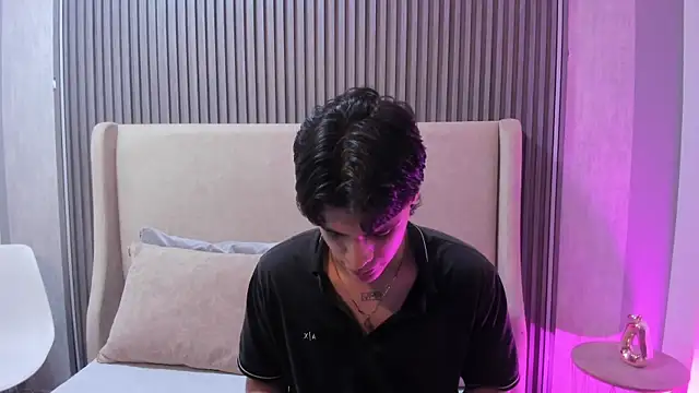 Snapshot of BenitoSaenz chatting on 27, 11, 2025 BenitoSaenz online show from 27, 11, 2025