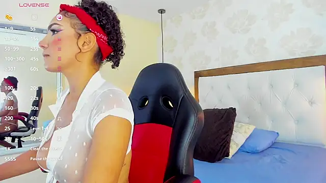 Snapshot of IRISCLARK1 chatting on 3, 10, 2025 IRISCLARK1 online show from 3, 10, 2025