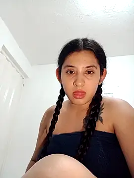 Snapshot of VALENTINA_ROUSE_ chatting on 23, 9, 2025 VALENTINA ROUSE online show from 23, 9, 2025