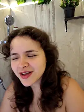 SeleneLuminari8 online show from 6, 2, 2026