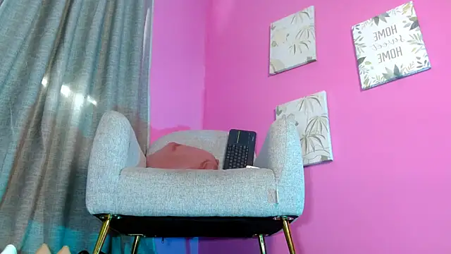 emily ox0 online show from 6, 7, 2026