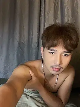 cute richard24 online show from 22, 4, 2026