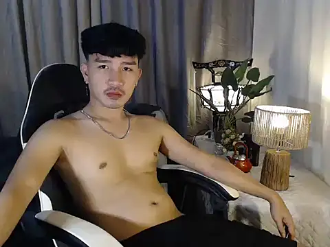 cute richard24 online show from 14, 12, 2025