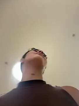 Kaily Sweet16 online show from 16, 4, 2026