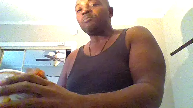 Snapshot of JezOne555 chatting on 16, 12, 2025 JezOne555 online show from 16, 12, 2025