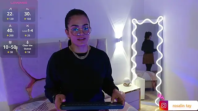 Rosalind tay online show from 5, 12, 2025