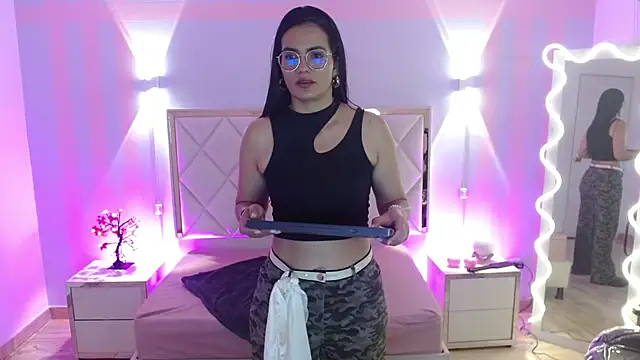 Rosalind tay online show from 18, 3, 2026