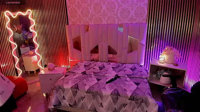 Rosalind tay online show from 16, 10, 2025