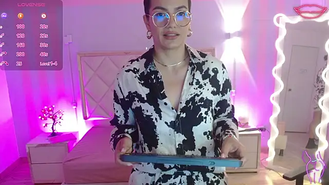 Rosalind tay online show from 19, 3, 2026