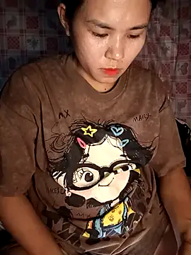 Snapshot of Ladygirl_x chatting on 9, 10, 2025 Ladygirl x online show from 9, 10, 2025