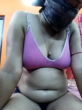 Hotpuja25 online show from 21, 9, 2025