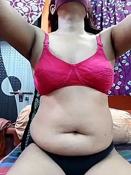 Hotpuja25 online show from 17, 5, 2026
