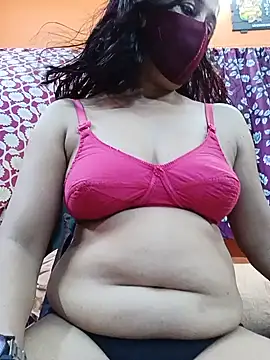Hotpuja25 online show from 3, 6, 2026