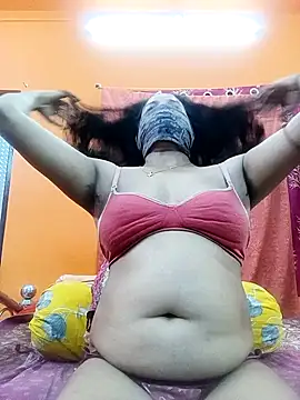 Hotpuja25 online show from 23, 9, 2025