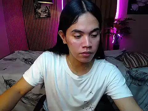 Snapshot of lava_lux chatting on 19, 10, 2025 lava lux online show from 19, 10, 2025