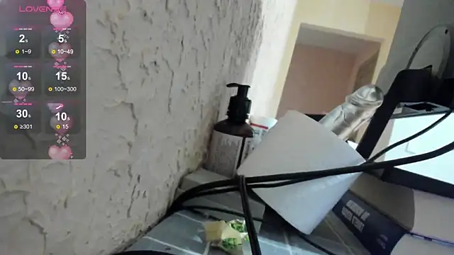 LinaElasm online show from 15, 4, 2026