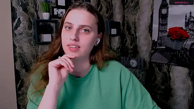 Snapshot of AmandaDimond_ chatting on 23, 4, 2026 AmandaDimond online show from 23, 4, 2026