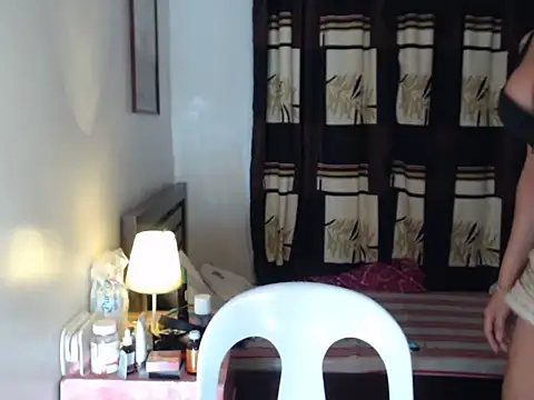 hottielicious slut69 online show from 16, 12, 2025