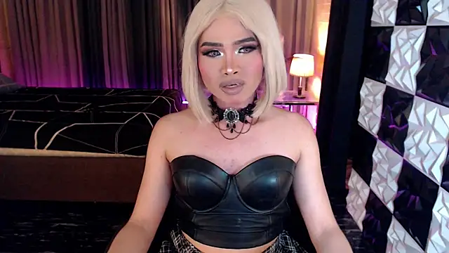 BigCockMaxineTS online show from 27, 10, 2025