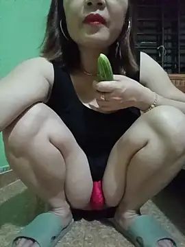 SexyQueen99 online show from 28, 6, 2026