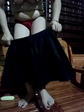 SexyQueen99 online show from 21, 4, 2026