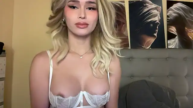 surprisecockmia online show from 5, 5, 2026
