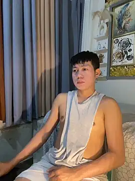 xshyboyx online show from 13, 2, 2026