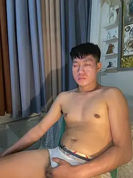 xshyboyx online show from 24, 2, 2026